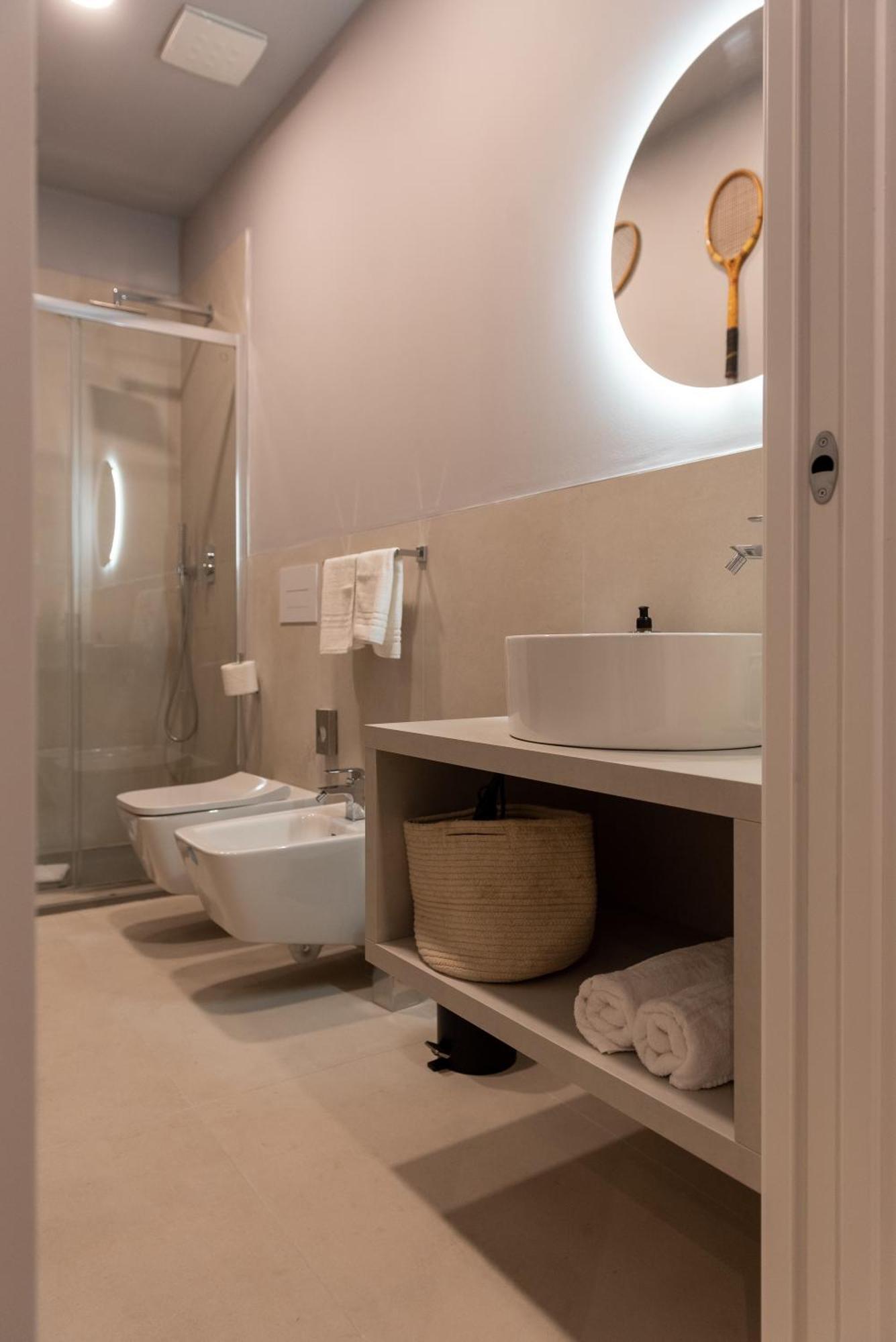 Regina Boutique Suites Triest Exterior foto